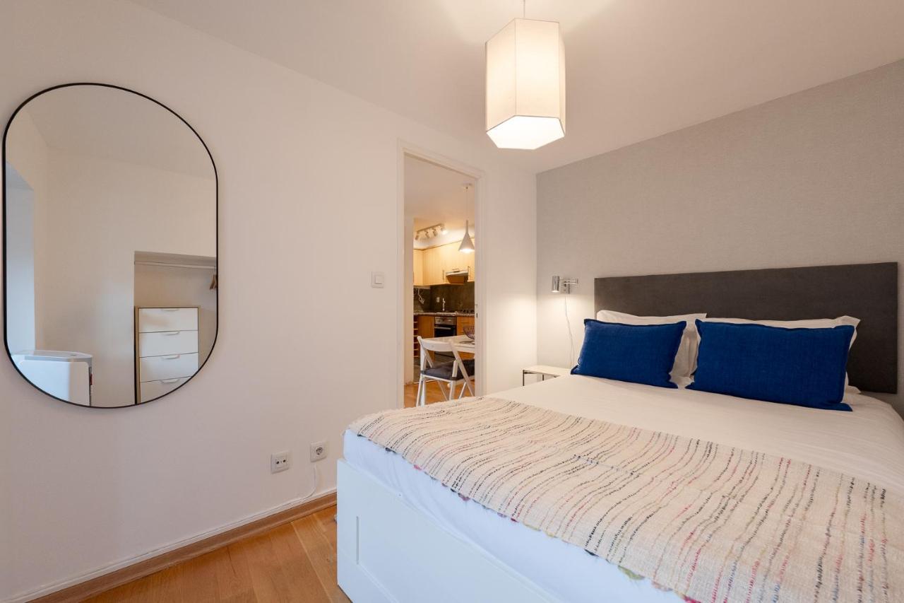 Contemporary Apartment In Chiado 3 Lisboa Eksteriør billede